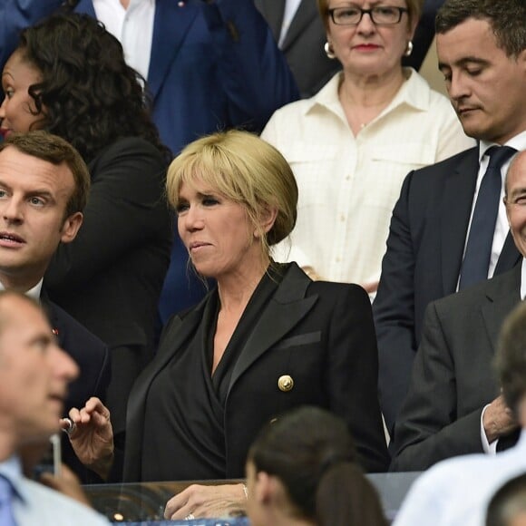 Le président Emmanuel Macron et sa femme Brigitte Macron (Trogneux) et Gérard Collomb, ministre de l'intérieur - Finale de la coupe de France de football entre le PSG et Angers ( Victoire du PSG 1-0) au Stade de France, saint-Denis le 27 mai 2017