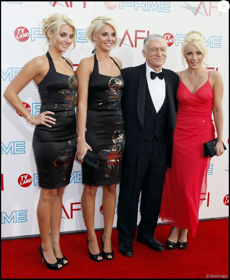 Karissa, Kristina Shannon, Hugh Hefner et Crystal Harris à Los Angeles. Juin 2009. - Purepeople