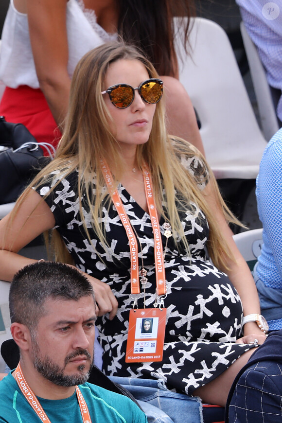 Jelena Djokovic (enceinte) dans les tribunes lors des internationaux de France de Roland Garros à Paris, le 31 mai 2017. © - Dominique Jacovides - Cyril Moreau/ Bestimage