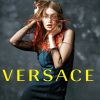 Gigi Hadid figure sur la campagne publicitaire (collection prêt-à-porter automne-hiver 2017) de Versace. Photo par Bruce Weber.