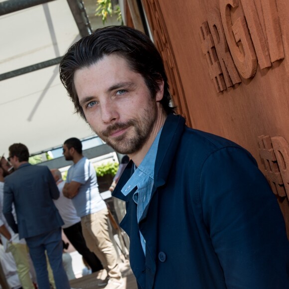 Raphaël Personnaz au village lors des internationaux de France de Roland Garros à Paris, le 1er juin 2017. © Dominique Jacovides - Cyril Moreau/ Bestimage