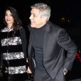 George Clooney et sa femme Amal Alamuddin (enceinte) vont dîner au restaurant Lapérouse à Paris le 25 février 2017