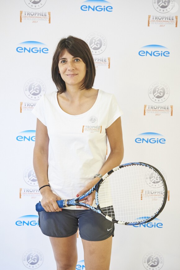 Estelle Denis à la 1ère journée du Trophée des Personnalités de Roland-Garros le 6 juin 2017