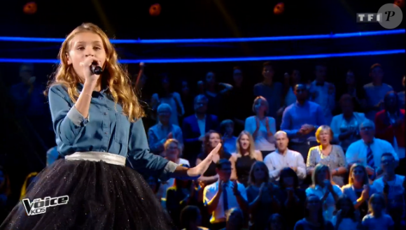 La jeune Lou dans "The Voice Kids 3", le 8 octobre 2016 sur TF1.