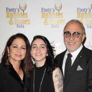 Gloria Estefan avec son mari Emilio Estefan et leur fille Emily Estefan à la soirée " Footy's Bubbles & Bones Gala " Hollywood, Le 28 Octobre 2016