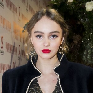 Lily-Rose Depp - Photocall de la 15e édition du "Dîner de la mode du Sidaction" au Grand Palais à Paris, le 26 janvier 2017. © Olivier Borde/Bestimage