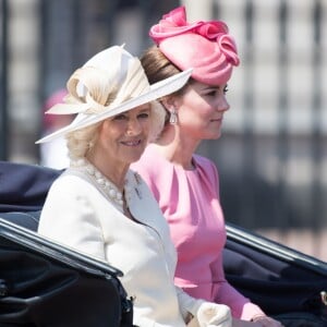 Camilla Parker Bowles, duchesse de Cornouailles et Catherine Kate Middleton, duchesse de Cambridge - La famille royale d'Angleterre arrive au palais de Buckingham pour assister à la parade "Trooping The Colour" à Londres le 17 juin 2017.