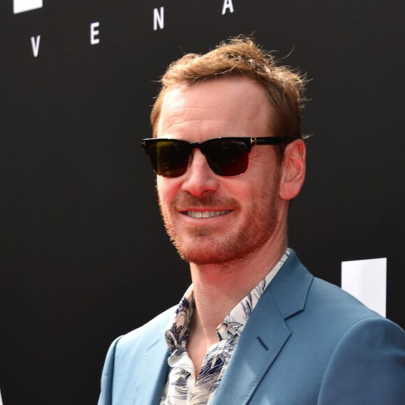 Michael Fassbender - Ridley Scott laisse ses empreinte sur le ciment lors d'une cérémonie au théâtre chinois à Hollywood, le 17 mai 2017