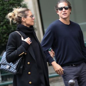 Heidi Klum et son compagnon Vito Schnabel sont allés visiter des galeries d'art à Paris pendant la FIAC (Foire Internationale d'Art Contemporain), Paris, le 20 octobre 2016.