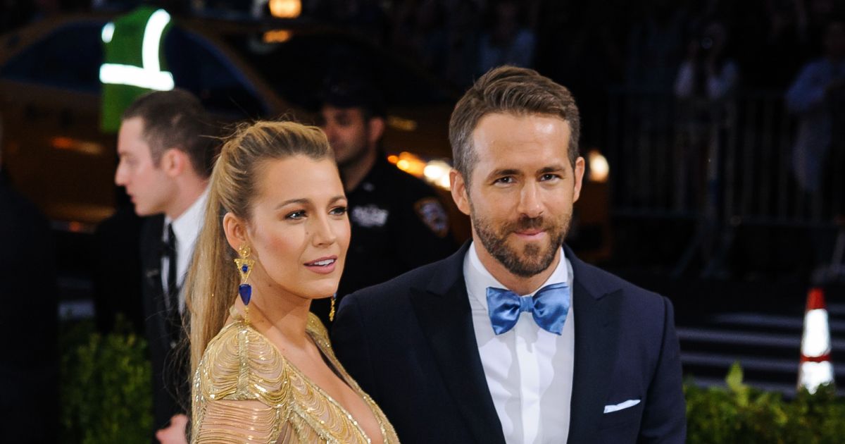 Blake Lively Et Son Mari Ryan Reynolds Les Célébrités Arrivent Au Met 2017 Costume Institute 