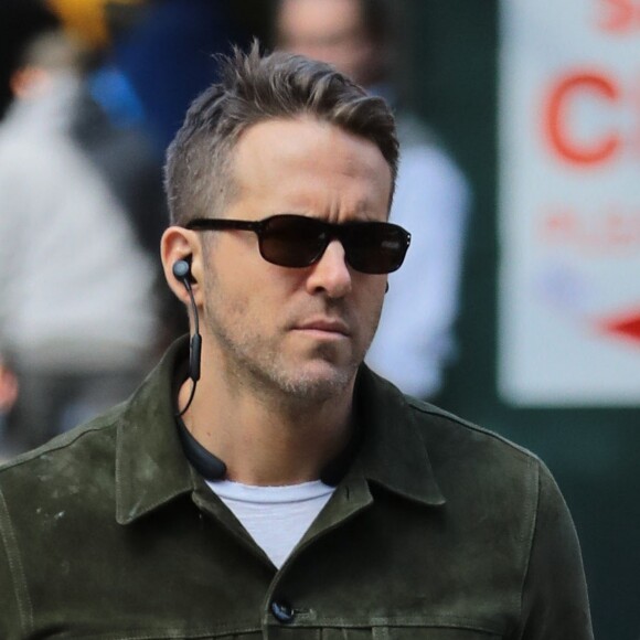 Exclusif - Ryan Reynolds se balade dans les rues de New York, le 9 mars 2017