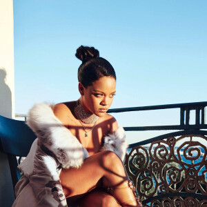 Rihanna pose pour la nouvelle collection de chaussures qu'elle a co-dessiné avec Manolo Blahnik à New York City, New York, Etats-Unis, le 21 juin 2017.