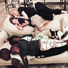 Madonna faisant la sieste avec ses enfants David et les jumelles Stella et Estere le 28 juin 2017