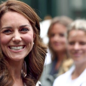 Kate Middleton, duchesse de Cambridge, lors de l'ouverture du tournoi de tennis de Wimbledon à Londres, le 3 juillet 2017.