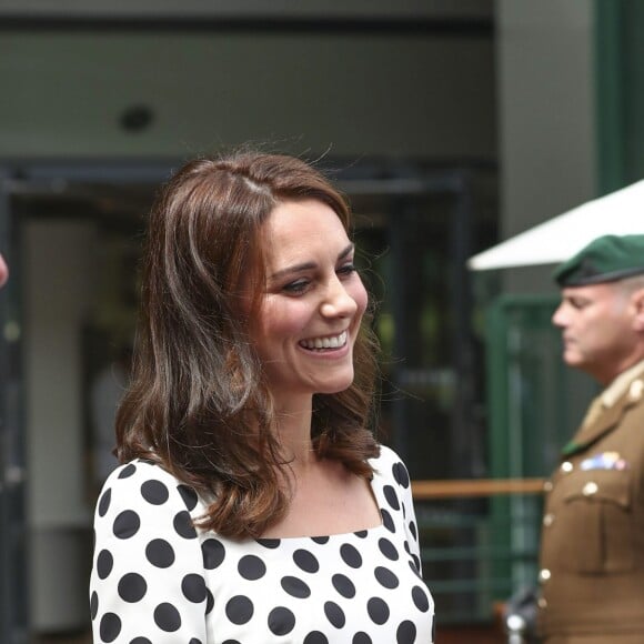 Kate Middleton, duchesse de Cambridge, lors de l'ouverture du tournoi de tennis de Wimbledon à Londres, le 3 juillet 2017.