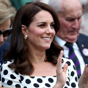 Kate Middleton, duchesse de Cambridge, lors de l'ouverture du tournoi de tennis de Wimbledon à Londres, le 3 juillet 2017.