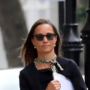 Exclusif - Pippa Middleton à Londres le 27 juin 2017, de retour de sa très longue lune de miel avec James Matthews.