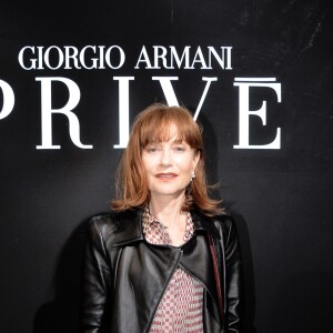 Exclusif - Isabelle Huppert - Défilé Giorgio Armani Privé, collection Haute Couture automne-hiver 2017/18 au Palais de Chaillot. Paris, le 4 juillet 2017.. © CVS-Veeren/Bestimage