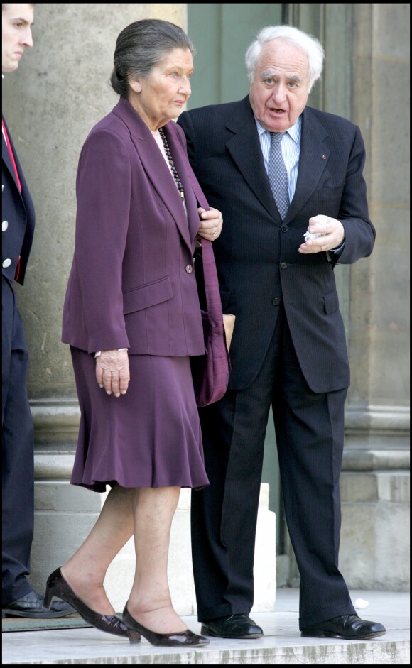 Simone Veil et son mari Antoine - Cérémonie de Remise collective de décorations par Jacques Chirac en 2007