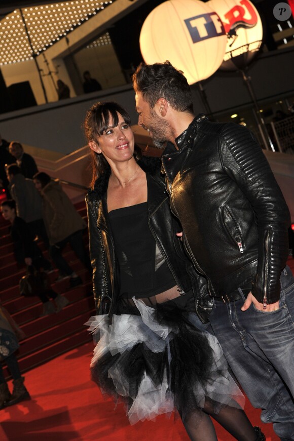 Christophe Maé et Nadège Sarron en décembre 2013 aux NRJ Music Awards. Le couple s'est marié civilement le 29 juin 2017 et religieusement le 1er juillet 2017 en Corse.