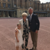 Harper Beckham a eu la chance de fêter en juillet 2017 son 6e anniversaire au palais de Buckingham, à Londres, avec sa grand-mère Sandra et son père David Beckham, où le duc et la duchesse d'York organisaient un goûter privé. David Beckham a partagé quelques images du bonheur de sa fille sur son compte Instagram.