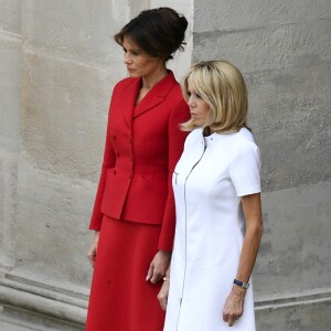 Melania Trump et Brigitte Macron (Trogneux) - Cérémonie d'accueil du président Donald Trump par Emmanuel Macron, président de la République, à l'Hôtel National des Invalides à Paris le 13 juillet 2017. © Pierre Perusseau / Bestimage