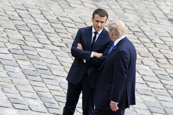 Donald Trump par Emmanuel Macron à l'Hôtel National des Invalides à Paris le 13 juillet 2017. © Pierre Perusseau / Bestimage