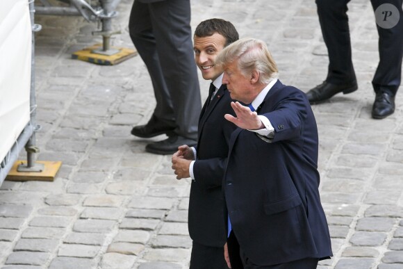 Donald Trump par Emmanuel Macron à l'Hôtel National des Invalides à Paris le 13 juillet 2017. © Pierre Perusseau / Bestimage