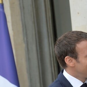 Le président des Etats-Unis Donald Trump et le président Emmanuel Macron arrivent ensemble au palais de l'Elysée dans la voiture de Donald Trump à Paris pour un entretien en tête-à-tête. Le 13 juillet 2017 © Veeren / Bestimage