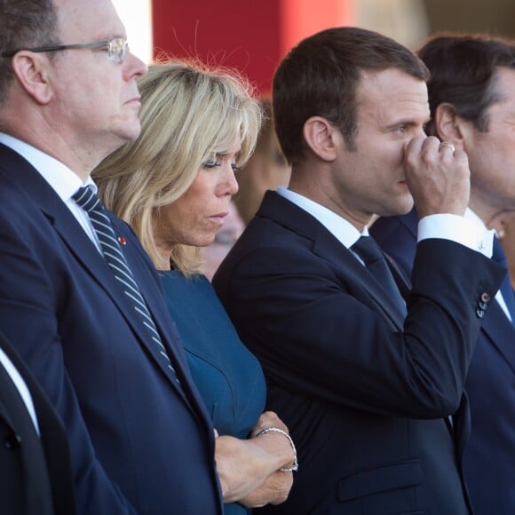 Nicolas Sarkozy, le prince Albert II de Monaco, Brigitte Macron (Trogneux), son mari le président de la République Emmanuel Macron, Christian Estrosi, maire de Nice lors de la cérémonie d'hommage aux victimes de l'attentat du 14 juillet 2016 à Nice, le 14 juillet 2017. © Cyril Moreau/Bestimage  Commemorative ceremony marking the first anniversary of the jihadist truck attack which killed 86 people in Nice, southern France, on Bastille Day, on July 14, 2017.14/07/2017 - Nice