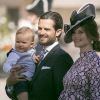 Le prince Carl Philip de Suède en compagnie de sa femme Sofia enceinte et de leur fils Alexandre assistent à une messe à l'occasion du 40ème anniversaire de la princesse Victoria de Suède au palais Royal de Stockholm en Suède, le 14 juillet 2017