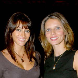 Rachel Legrain-Trapani (Miss France 2007) et Sylvie Tellier (Miss France 2002) à l'inauguration de l'hôtel Novotel à Porte de Bagnolet, à Paris le 19 septembre 2007.