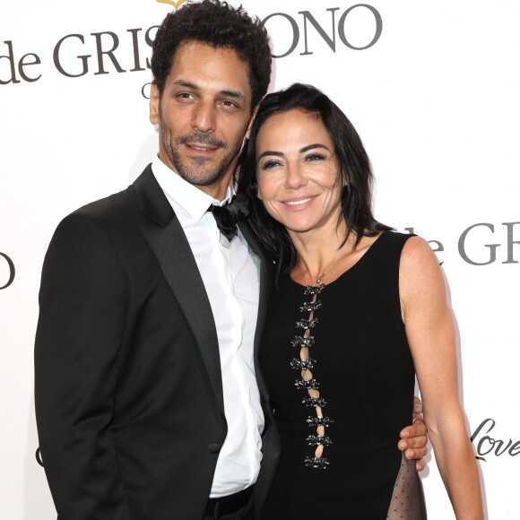 Tomer Sisley et sa compagne Sandra Zeitoun de Matteis - Photocall de la soirée de Grisogono "Love On The Rocks" à l'hôtel Eden Roc au Cap d'Antibes lors du 70 ème Festival International du Film de Cannes. Le 23 mai 2017.
