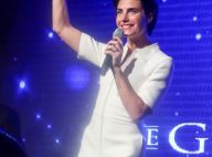 Alessandra Sublet canon en petite robe blanche, elle dévoile ses sublimes jambes