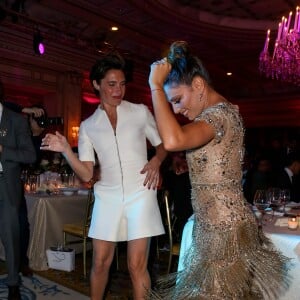 Exclusif  - Alessandra Sublet et Eva Longoria, présidente d'honneur de l'événement, lors de la 8ème édition du dîner du Global Gift Gala à l'hôtel Four Seasons George V à Paris, le 16 mai 2017. © Dominique Jacovides/Bestimage