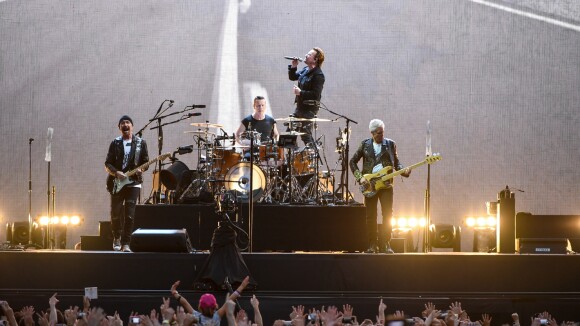 U2 au Stade de France : Hautement engagé devant Sean Penn et Lenny Kravitz