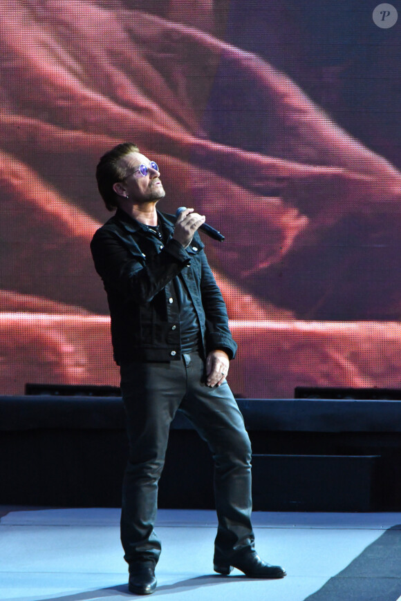 Bono - Concert de U2 lors de leur tournée "The Joshua Tree Tour" au Stade de France à Saint-Denis le 25 juillet 2017. © Lionel Urman/Bestimage