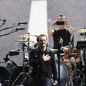 Concert de U2 lors de leur tournée "The Joshua Tree Tour" au Stade de France à Saint-Denis le 25 juillet 2017. © Lionel Urman/Bestimage