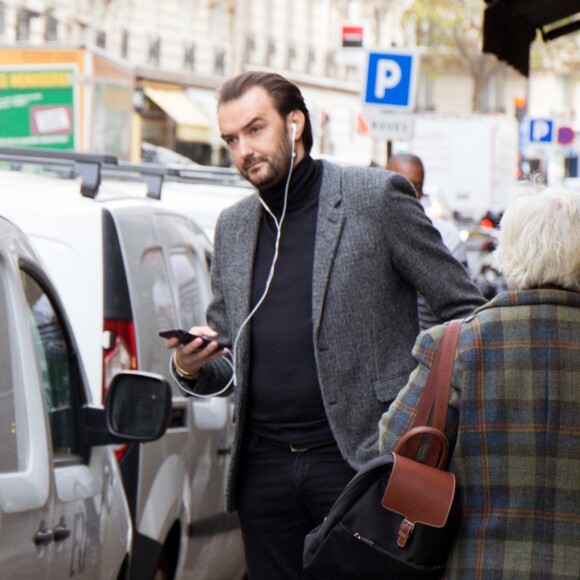 Exclusif - Cyril Lignac - Mois des produits Tripiers à Paris dans le restaurant de Christian Constant à Paris le 3 novembre 2015.