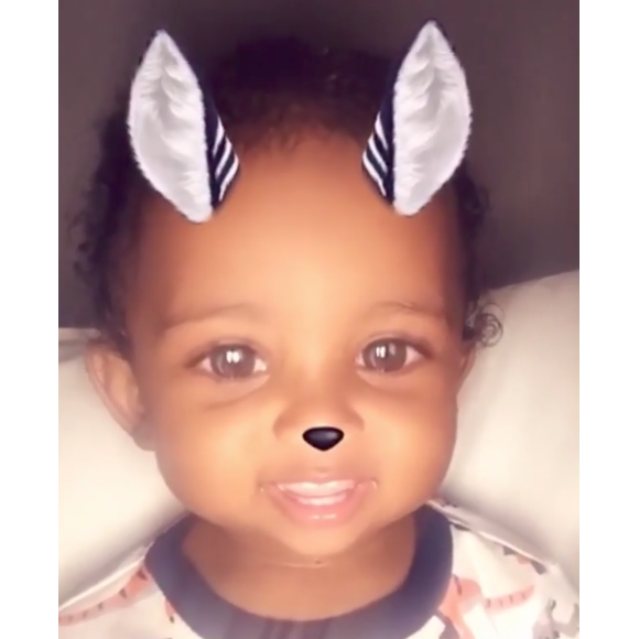 Saint West jouant avec Kim Kardashian sur Snapchat le 28 juillet 2017