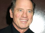 Tom Wopat arrêté après avoir glissé ses doigts entre les fesses d'une femme