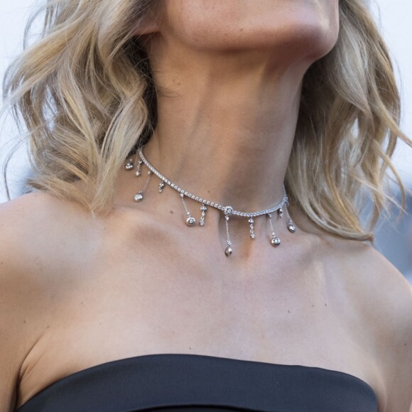 Alice Taglioni (Habillée en Elie Saab, bijoux Montblanc) - Montée des marches du film "Les Fantômes d'Ismaël" lors de la cérémonie d'ouverture du 70e Festival International du Film de Cannes. Le 17 mai 2017 © Borde-Jacovides-Moreau/Bestimage