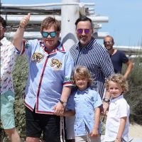 Elton John : Première apparition à Saint-Tropez depuis son hospitalisation !