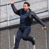 Tom Cruise fait une chute en plein cascade sur le tournage de Mission Impossible 6 à Londres le 13 août 2017.