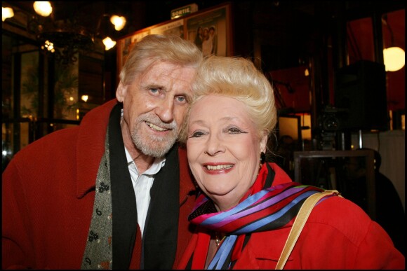 Jacqueline Monsigny et son mari Edward Meeks lors du Prix Cazes 2007 à la brasserie Lipp en mars 2007 à Paris.