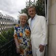 Jacqueline Monsigny et son mari Edward Meeks à leur domicile à Paris, le 28 juin 2008.