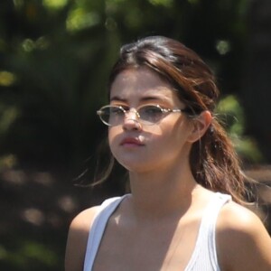 Exclusif - Selena Gomez arrive aux studios Sony à Los Angeles le 13 juin 2017.