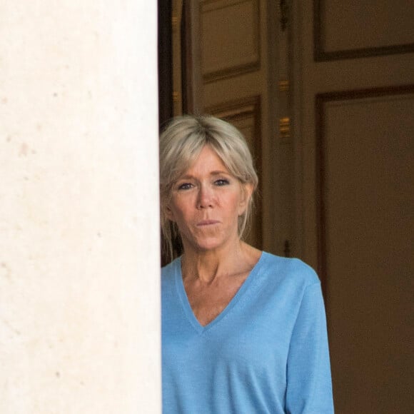 Le Première dame Brigitte Macron (Trogneux) - Le président de la République française a reçu l'ancien gouverneur de Californie et acteur au palais l'Elysée à Paris, le 23 juin 2017. © Pierre Perusseau/Bestimage