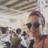 Marion Lefebvre, ex-candidate de Top Chef qui a ouvert à Aix-en-Provence la Bottega da Verri avec son compagnon Xavier Verri, a fait profiter de ses vacances dans les Baléares à ses abonnés Instagram, comme avec cette photo du 19 août 2017 à Formentera, où elle a célébré l'anniversaire de sa petite soeur Laurine.