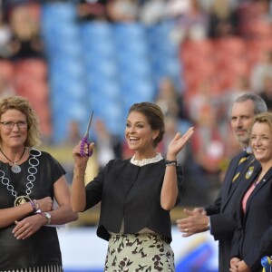 La princesse Madeleine de Suède lors de l'ouverture des championnats d'Europe d'attelage, de dressage, de para-dressage et de saut d'obstacles Longines Fédération Equestre Internationale (FEI) à Göteborg, Suède, le 21 août 2017. Quelques jours plus tard, Madeleine annonçait, le 27 août, être enceinte de son troisième enfant.